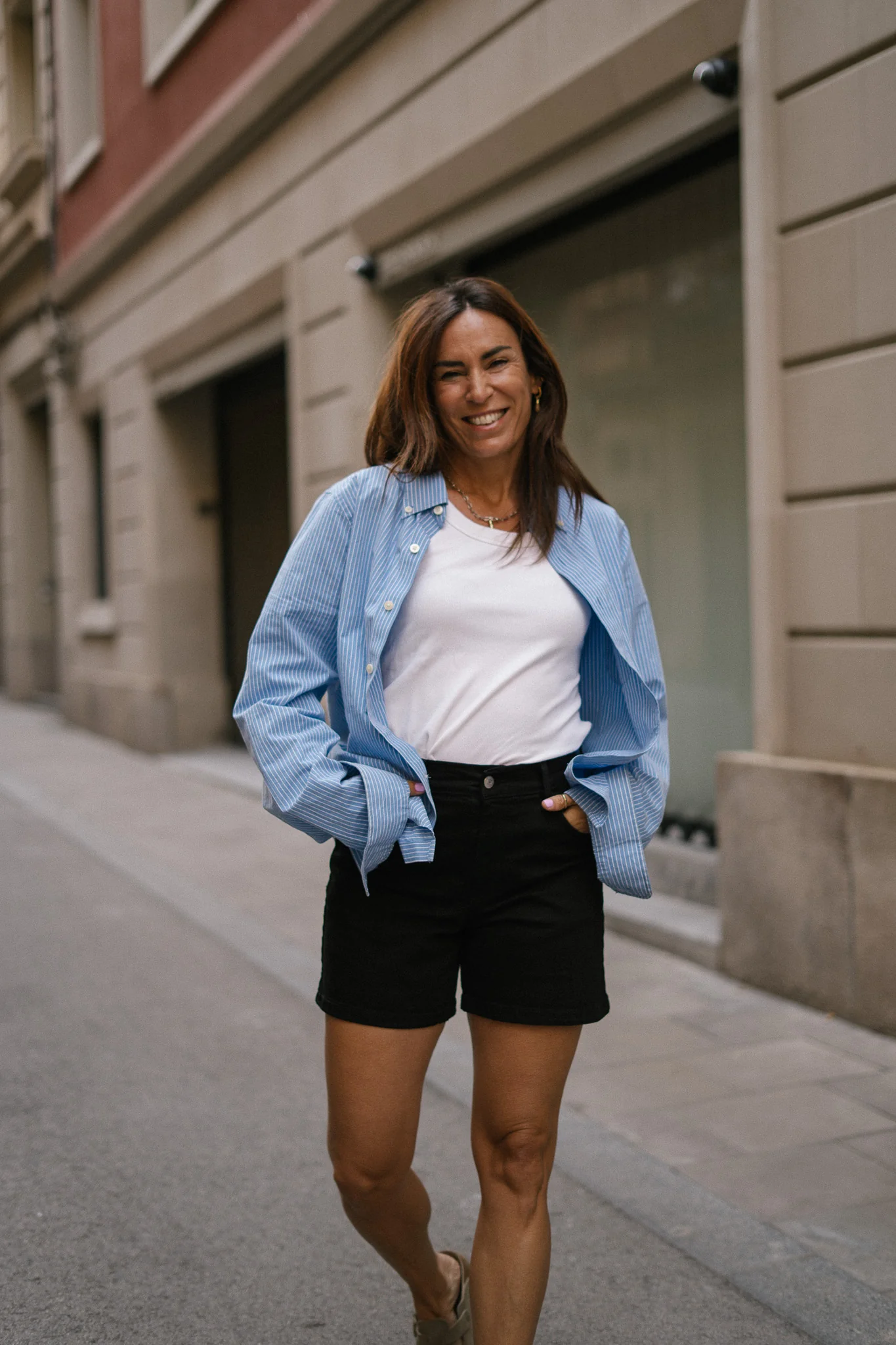 RELAXED SHORTS - BLACK - Image 6